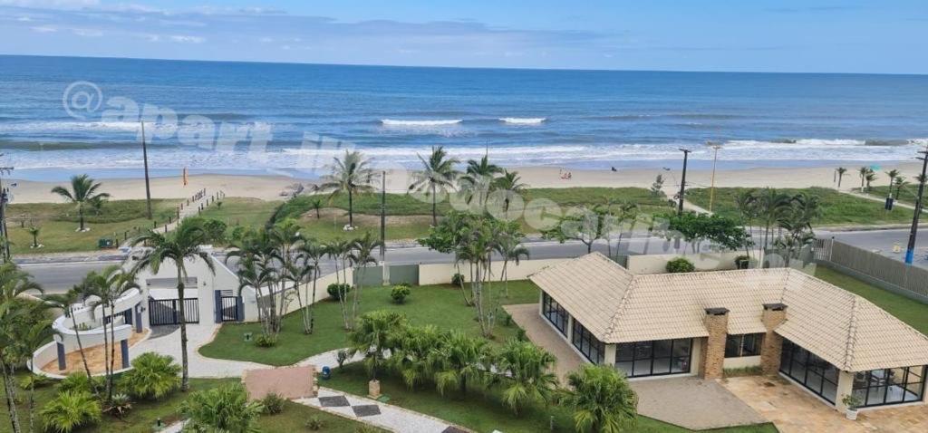 Apto Cond Ilhas Do Caribe - Pr - Beira Mar Matinhos Esterno foto